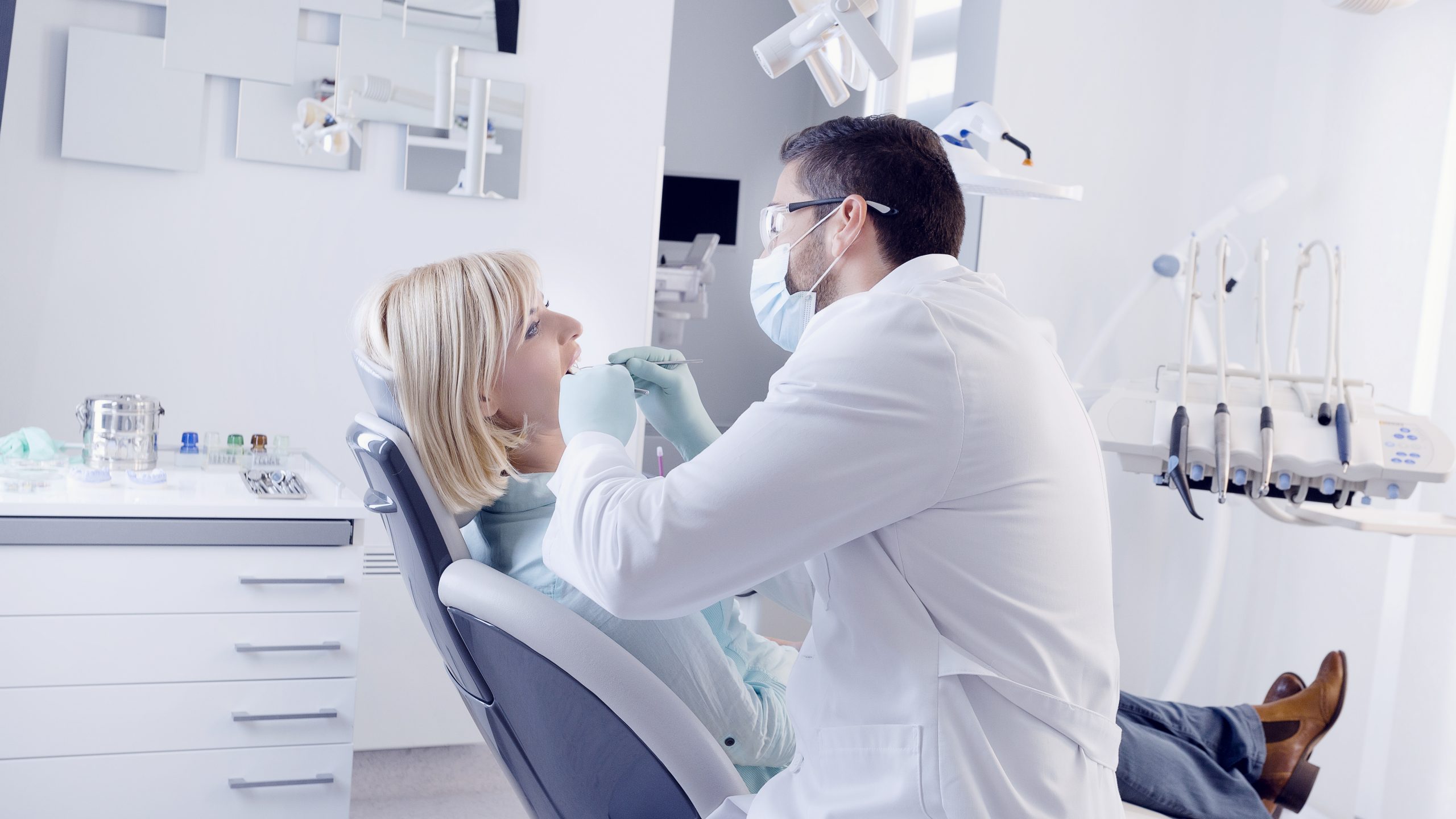 Dentist in Avon, CT